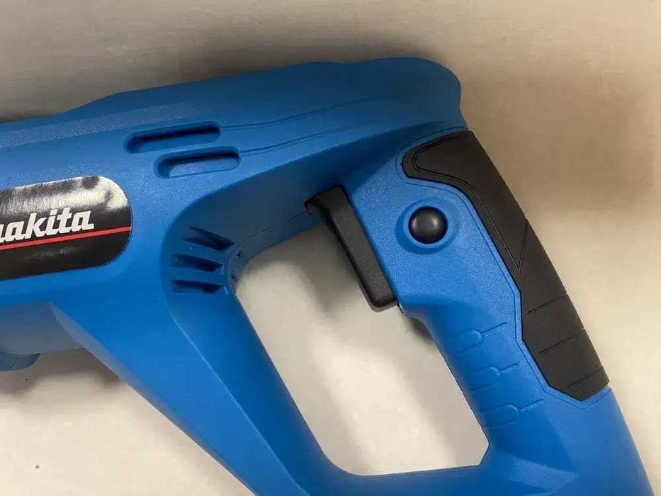Шабельна пила Makita JR3060T сабельная пилка 1300 Вт 2800 об/хв