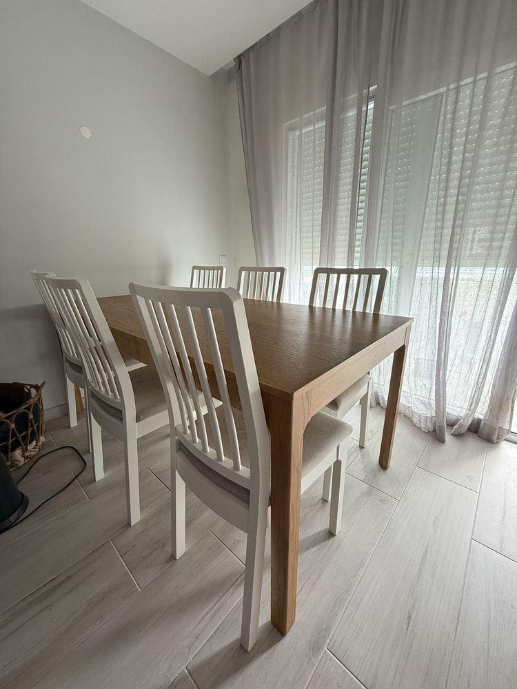 Mesa e Cadeiras Ikea