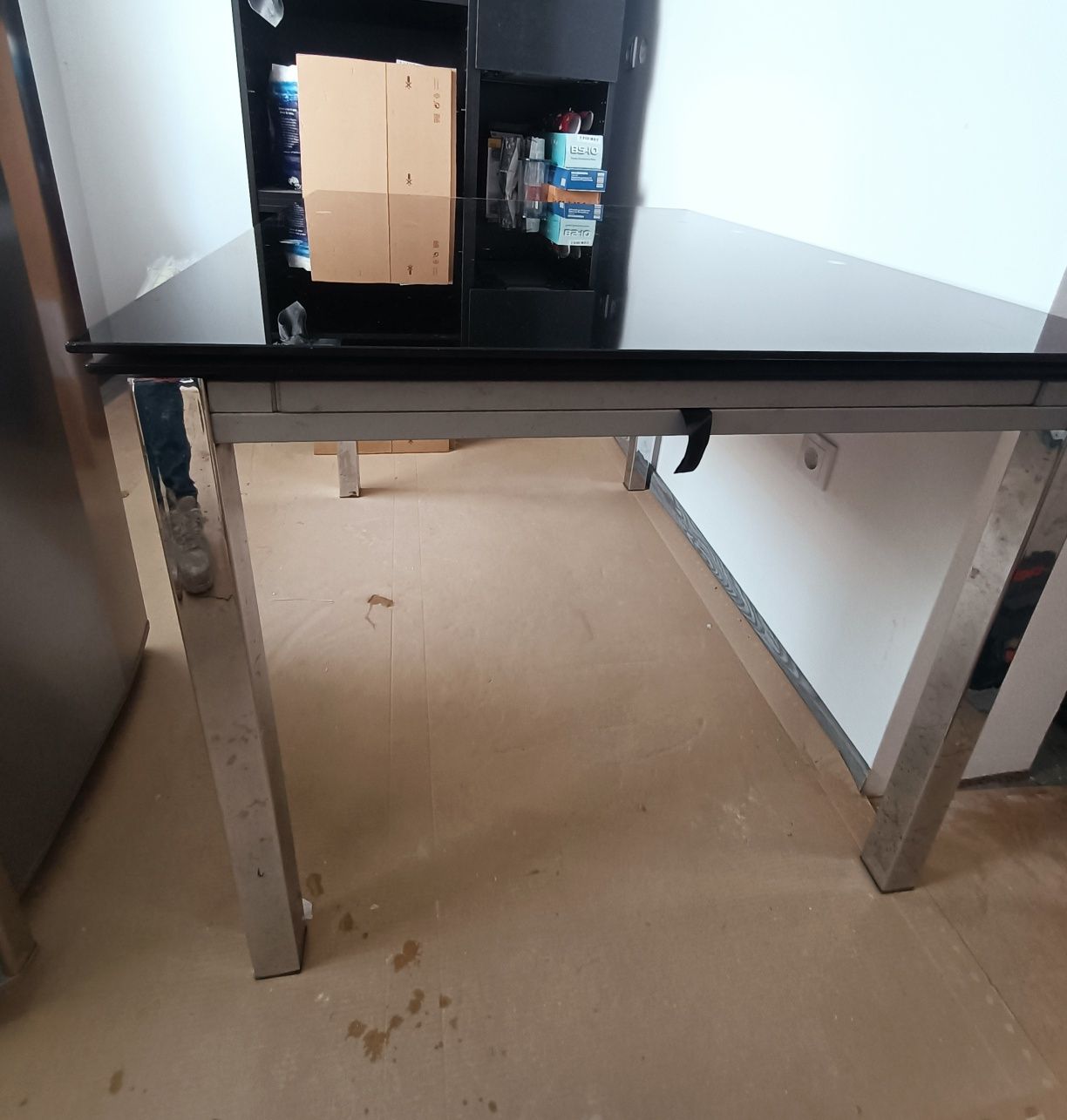 Mesa de cozinha em vidro