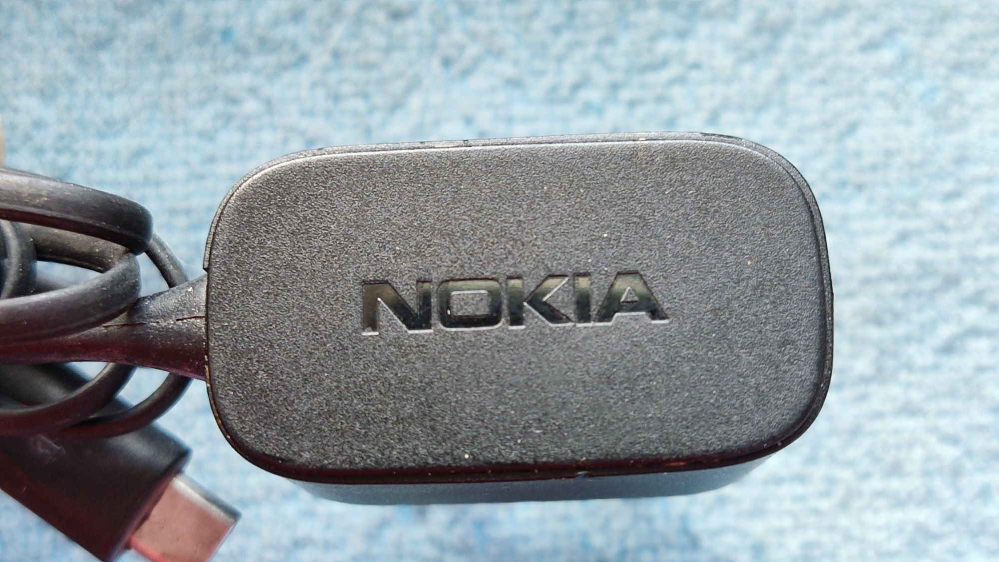 Ładowarka sieciowa micro USB typ B do np. tel  Nokia 5V, 550 mA