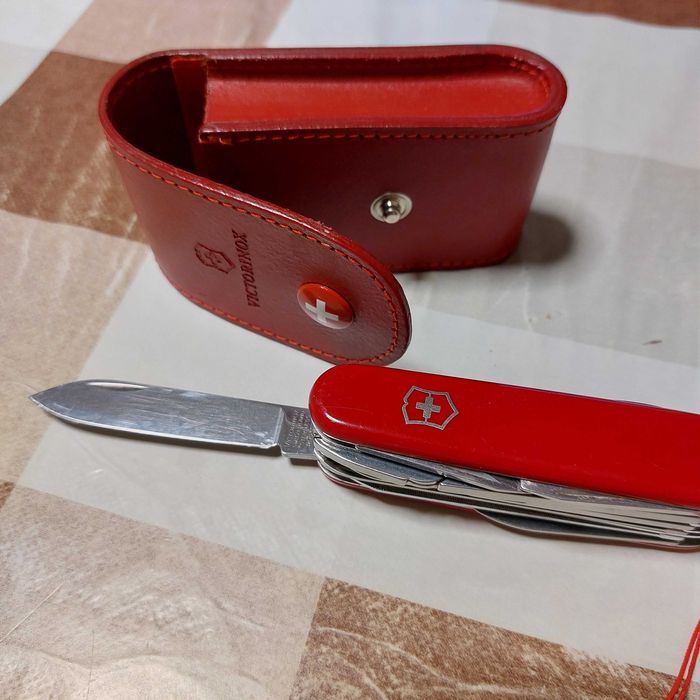 Victorinox Craftsman 1.4773