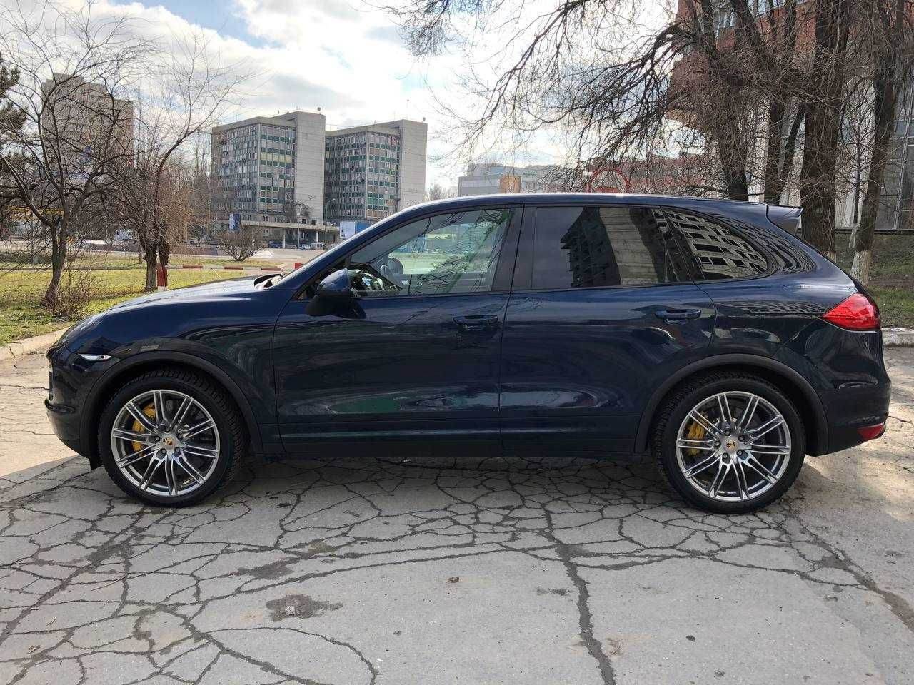 Porsche Cayenne Turbo S 4,8 деталі запчастини розборка авторазборка