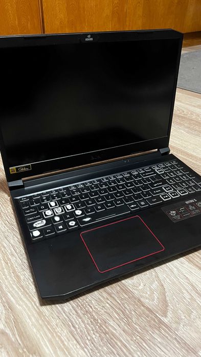 Laptop Acer Nitro 5 – uszkodzony / na części
