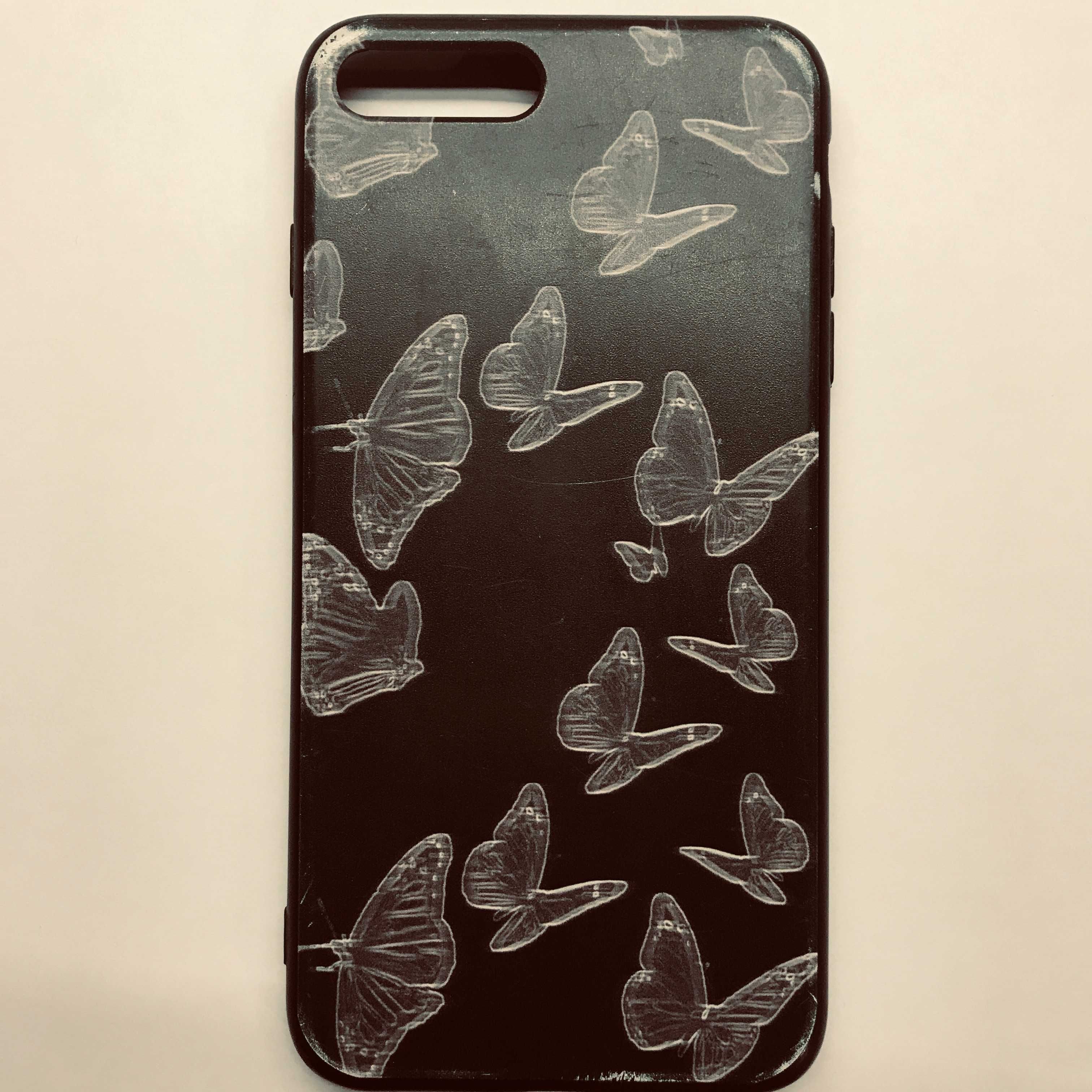 Etui na iPhone 8 Plus / 7 Plus z motywem motyli