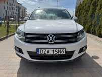 Volkswagen Tiguan 4x4 146000km bixenon skretny kamera panorama el hak Super Stan