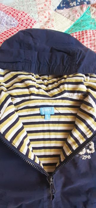 OPORTUNIDADE:Casaco Meia estacao/Parka Zippy reversível 18/24 meses