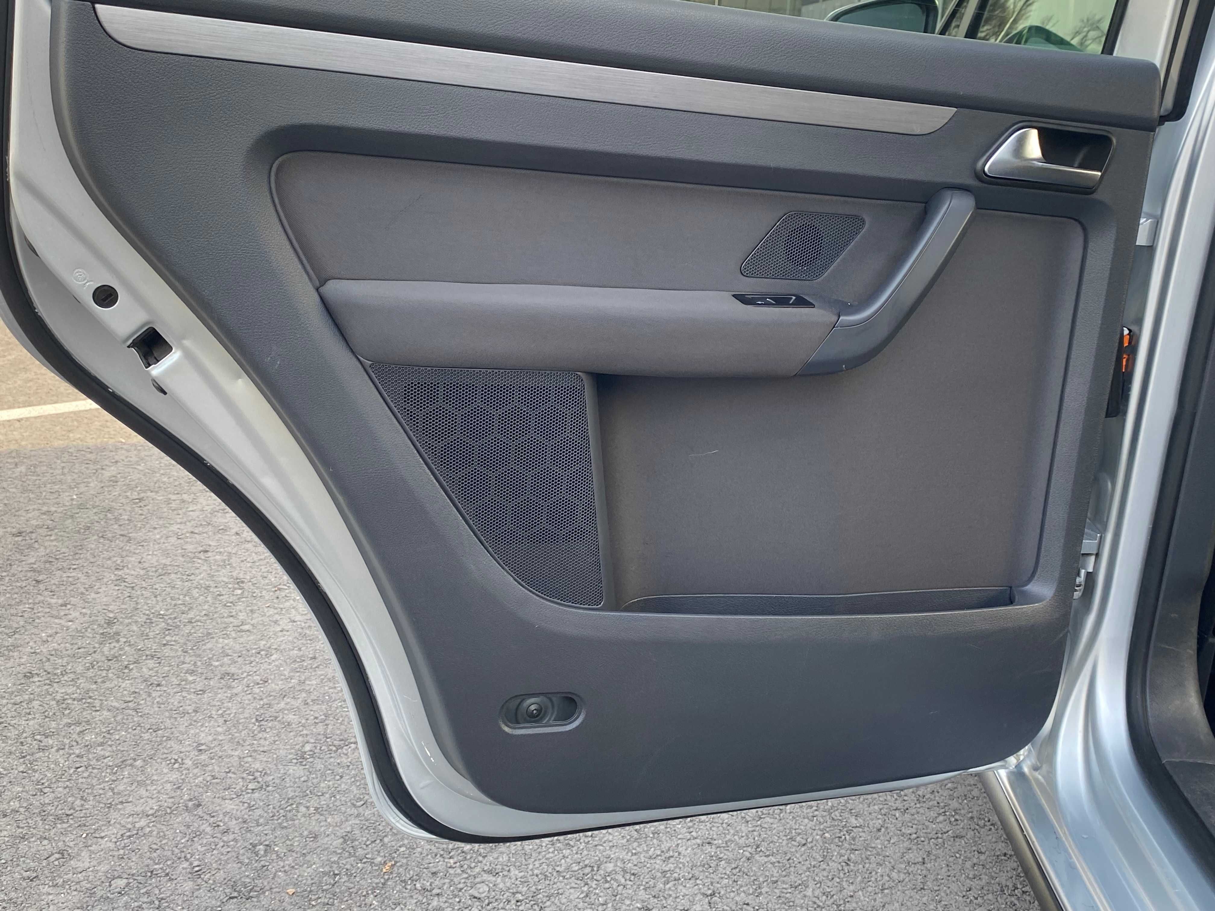 Volkswagen Touran 2013