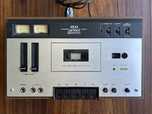 Leitor de cassetes Akai CS-34D