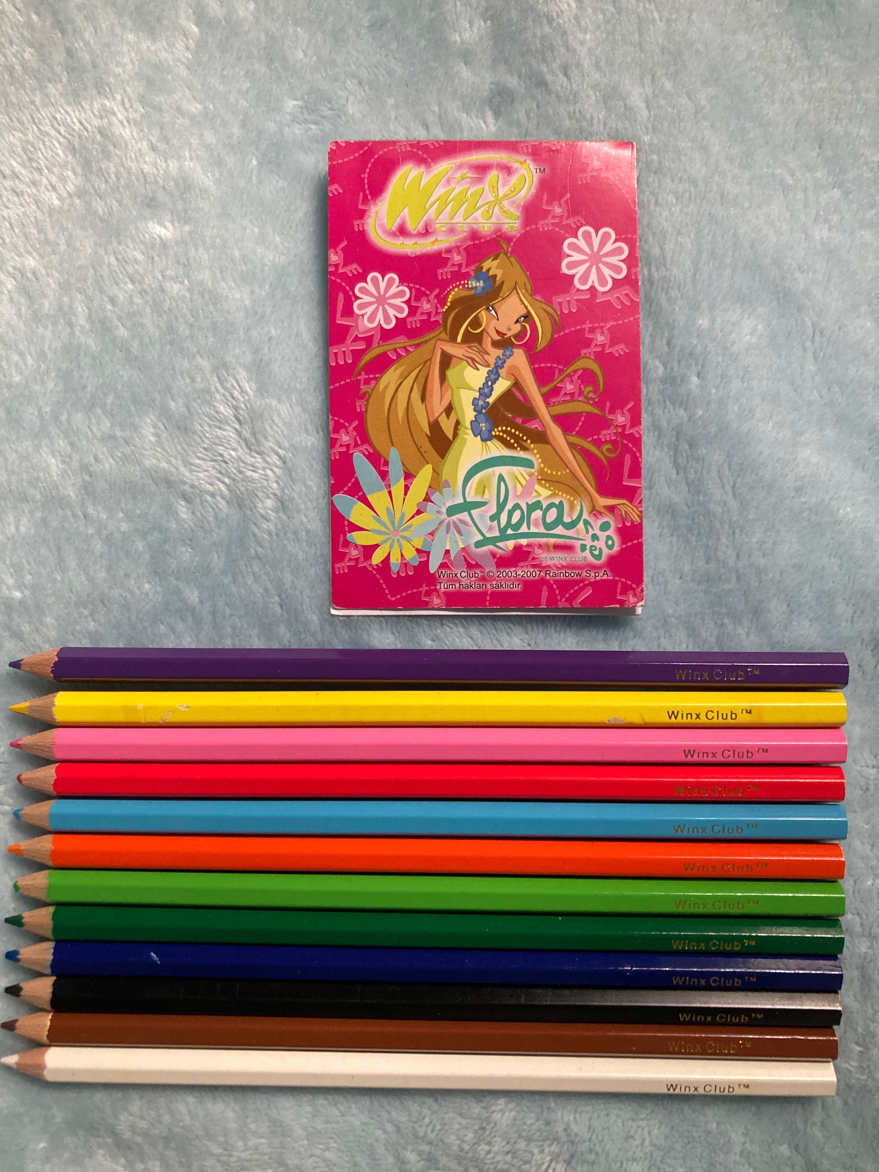 Kredki I Notes Winx Club