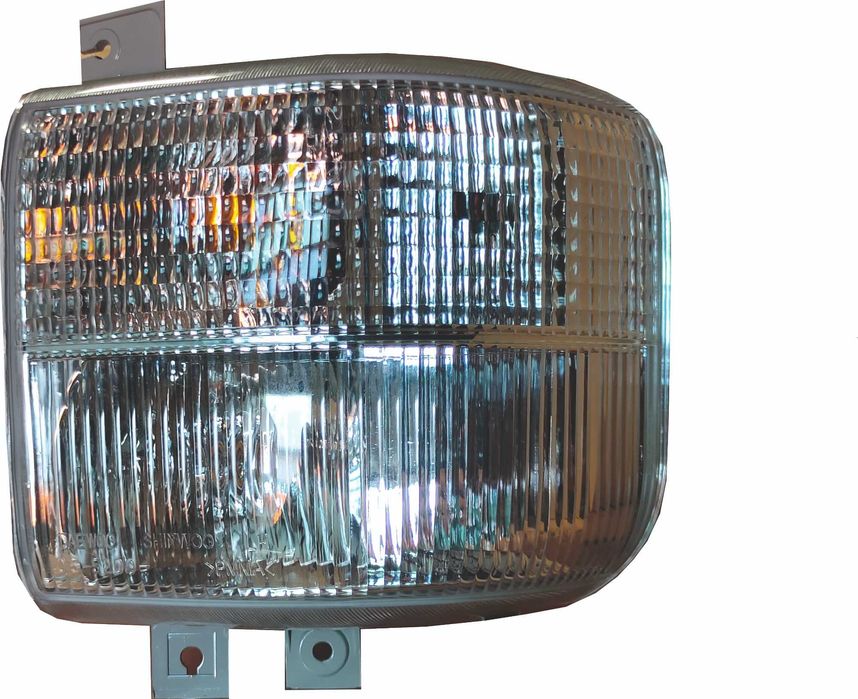 Фара освітлення на Daewoo Novus SE