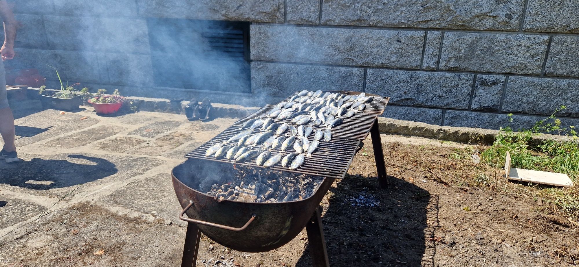 Grelhador grande e robusto