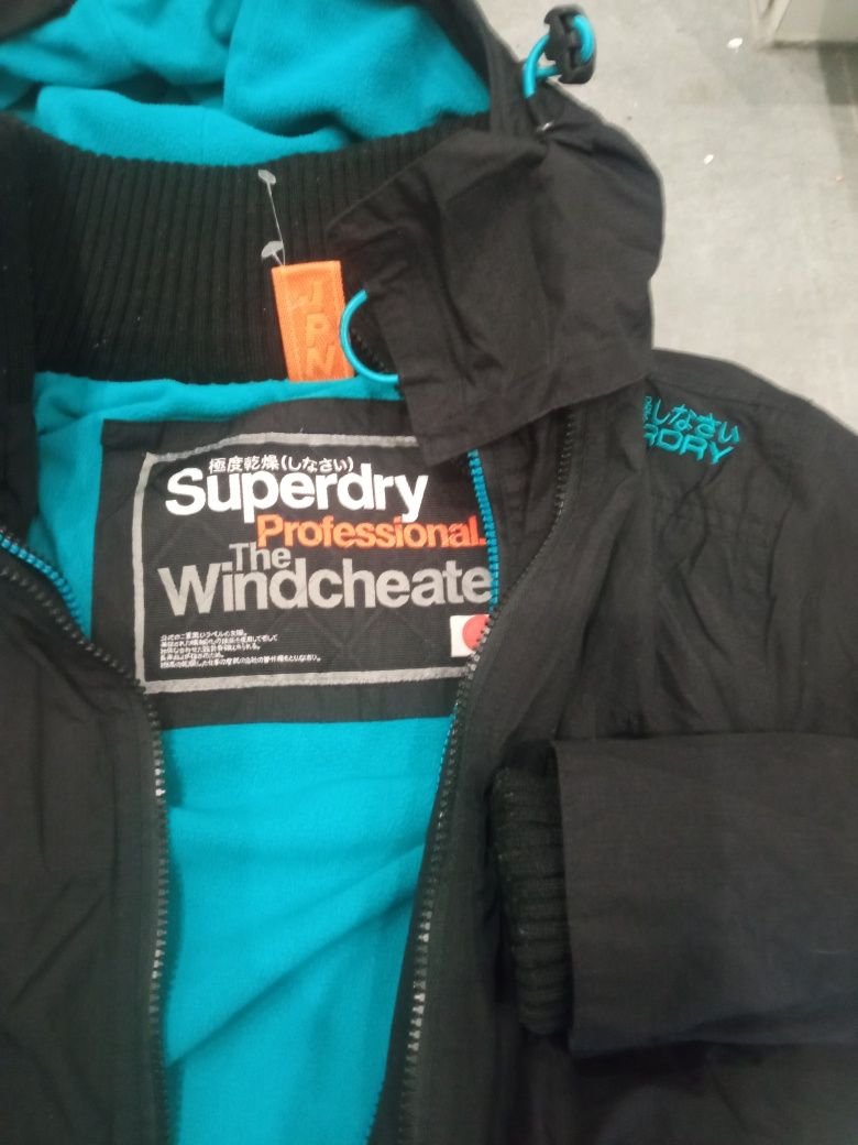 Kurtka narciarska superdry s-m