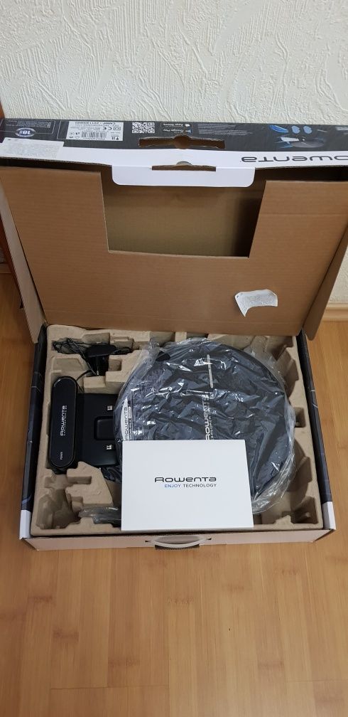 Робот-пылесос Rowenta Xplorer serie 60