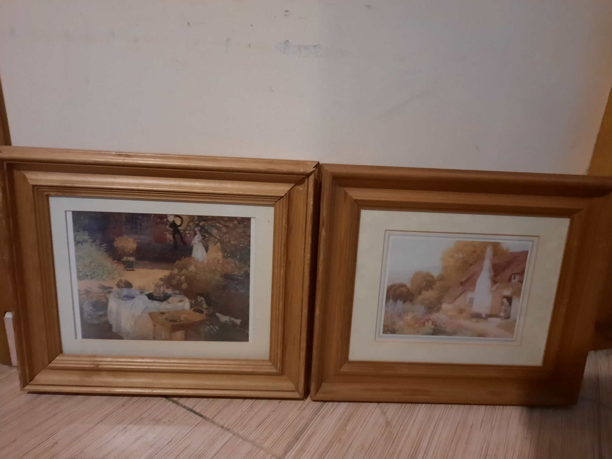 Картина вишита і дві репродукції картини