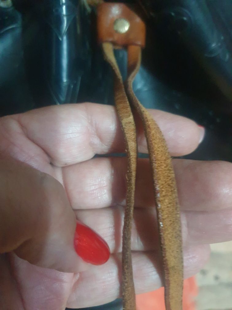 Mala saco tiracolo leve e confortável