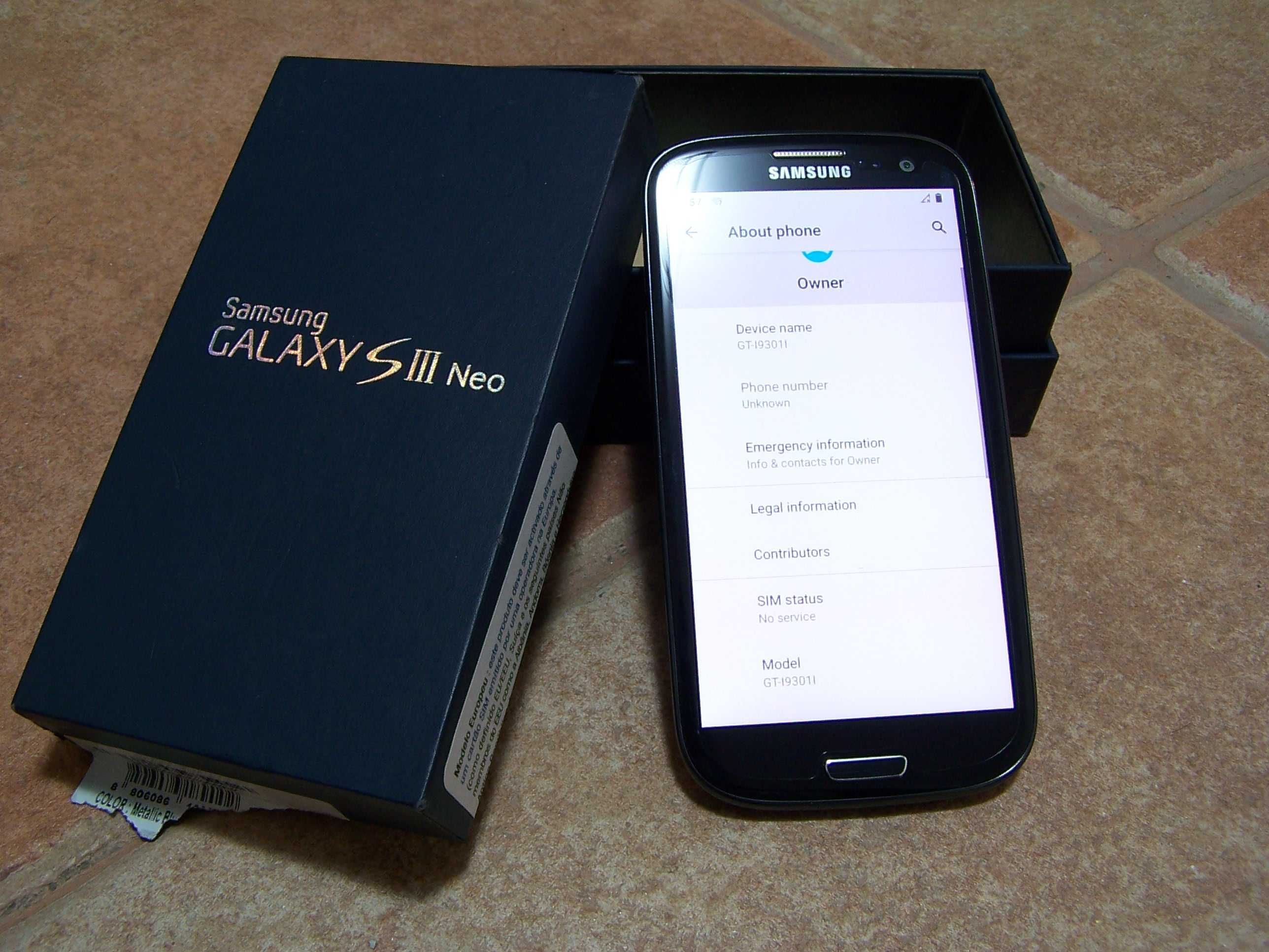 Samsung Galaxy S III Neo GT-I9301I preto S3 smartphone com LineageOS