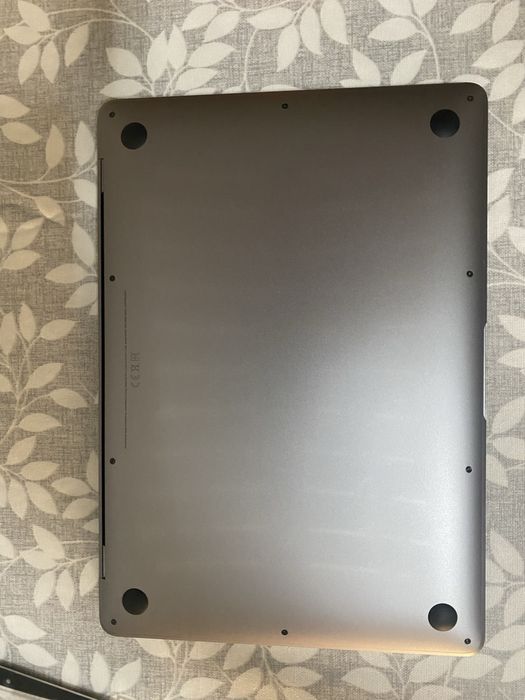 Apple Macbook Air M1 8 RAM 512 SSD (2020)
