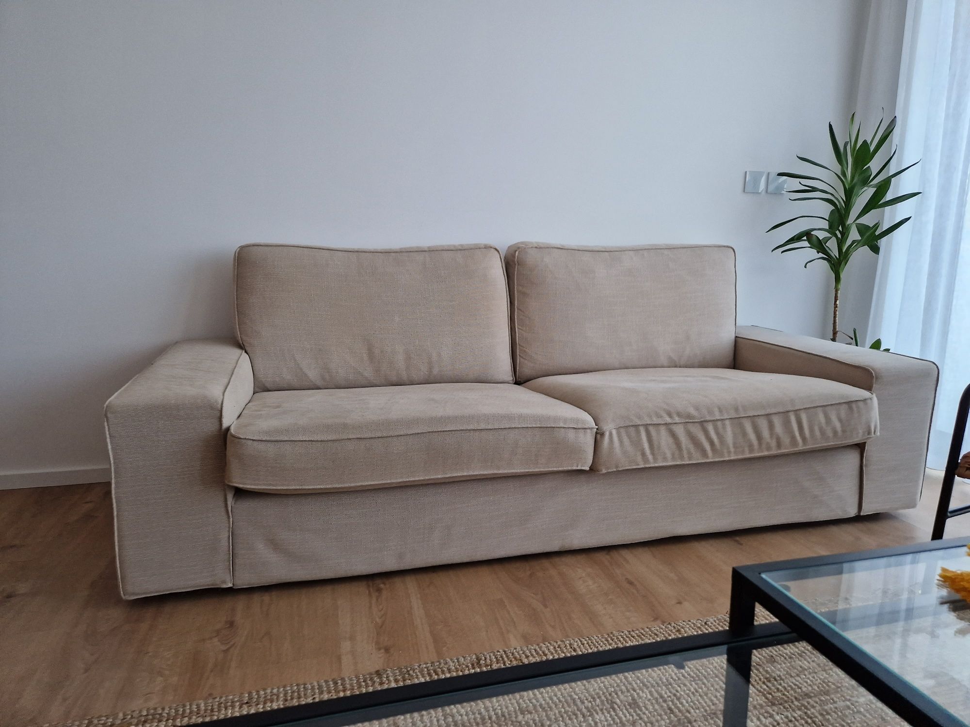 Sofa Kivik 3 lugares