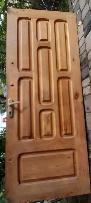 Двери деревянный(полотна)