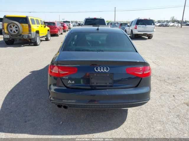 AUDI A4 2.0T Premium 2015