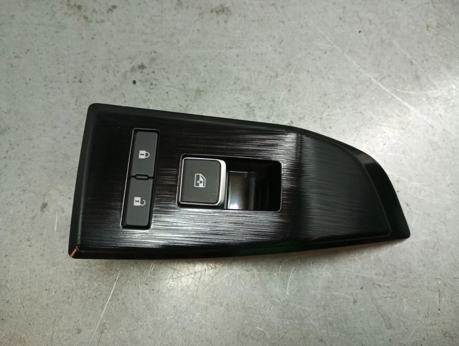 Comando / botão / interruptor vidros frente direito NISSAN Qashqai III