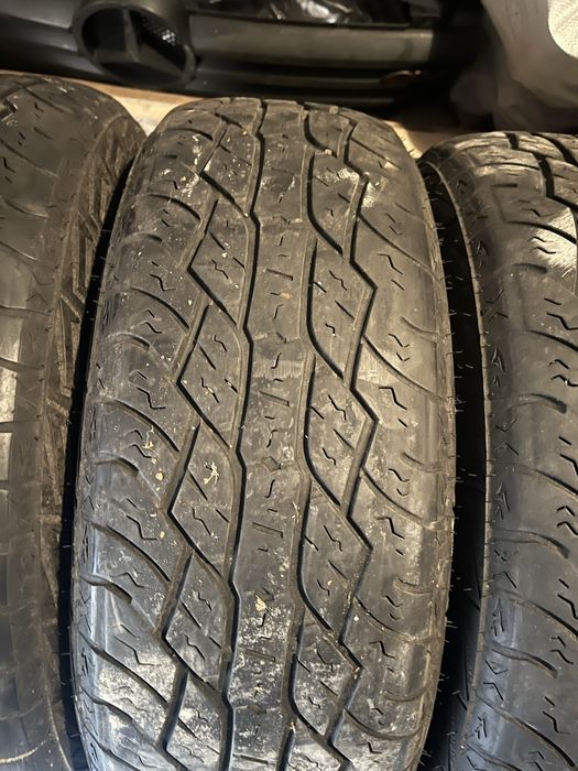 Продам комплект 215/65r16