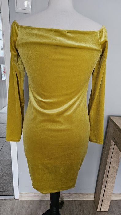 Sukienka krótka welurowa marszczona S/M