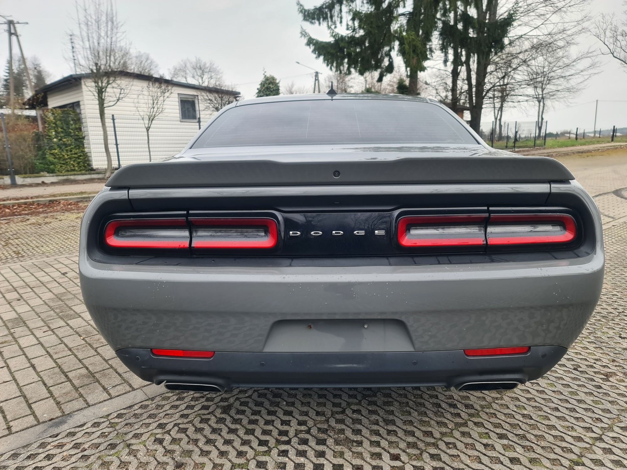 Dodge challenger 5,7 hemi R/T plus 2019r