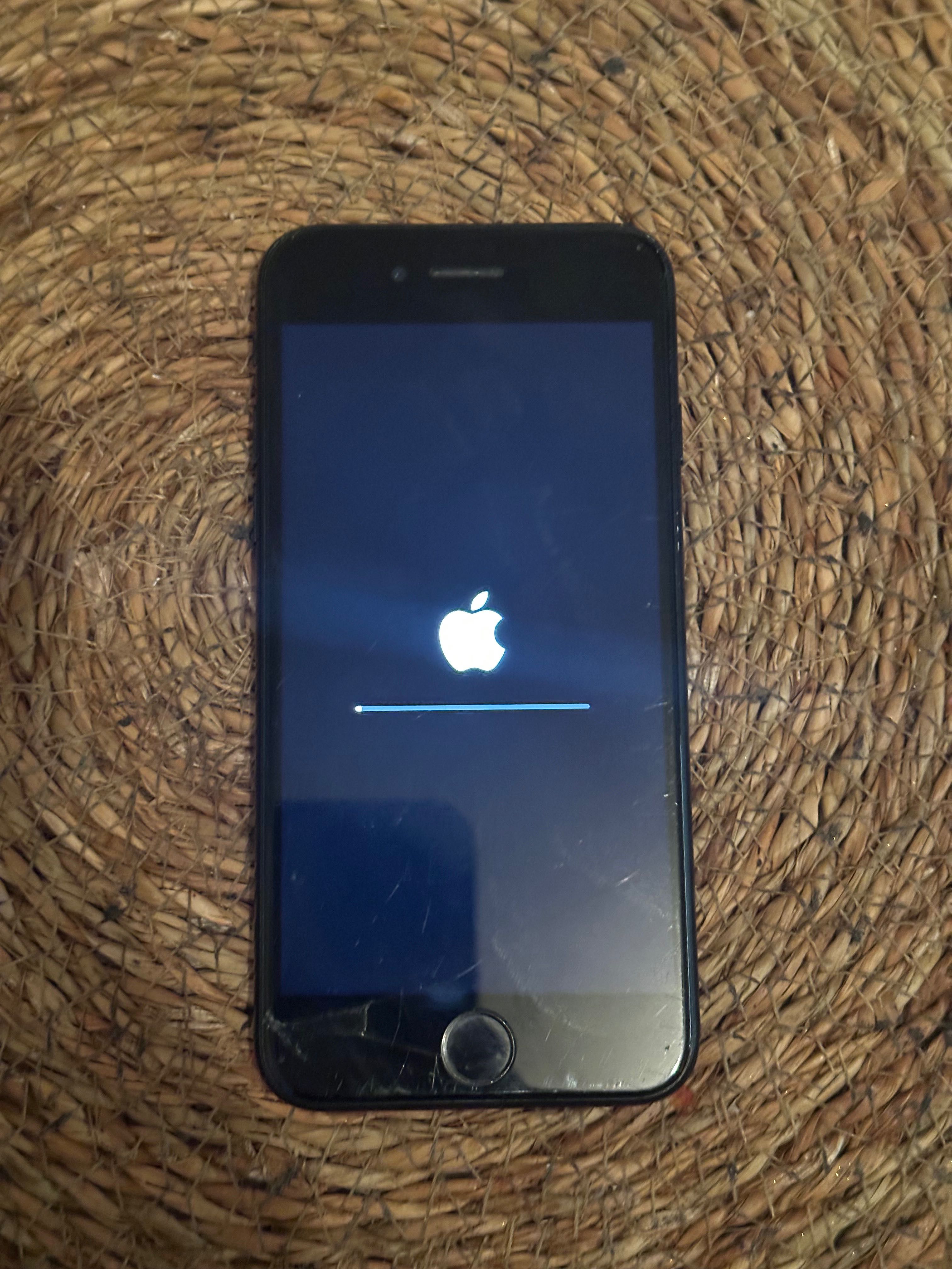 iPhone SE 2022 3 generacja