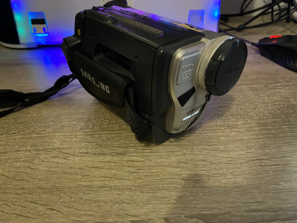 Камера samsung VP-W70