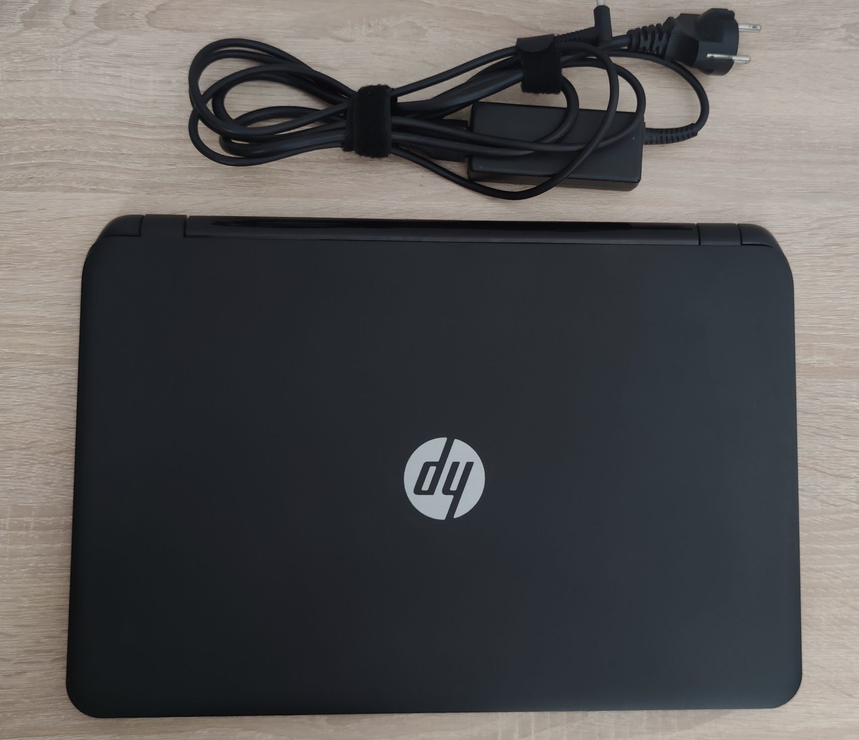 Ноутбук HP 250 G3 / 15,6