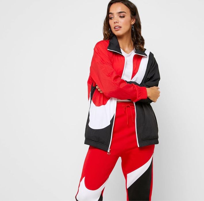 Вітровка nike swoosh oversize оверсайз куртка вітрівка біг свуш чорна