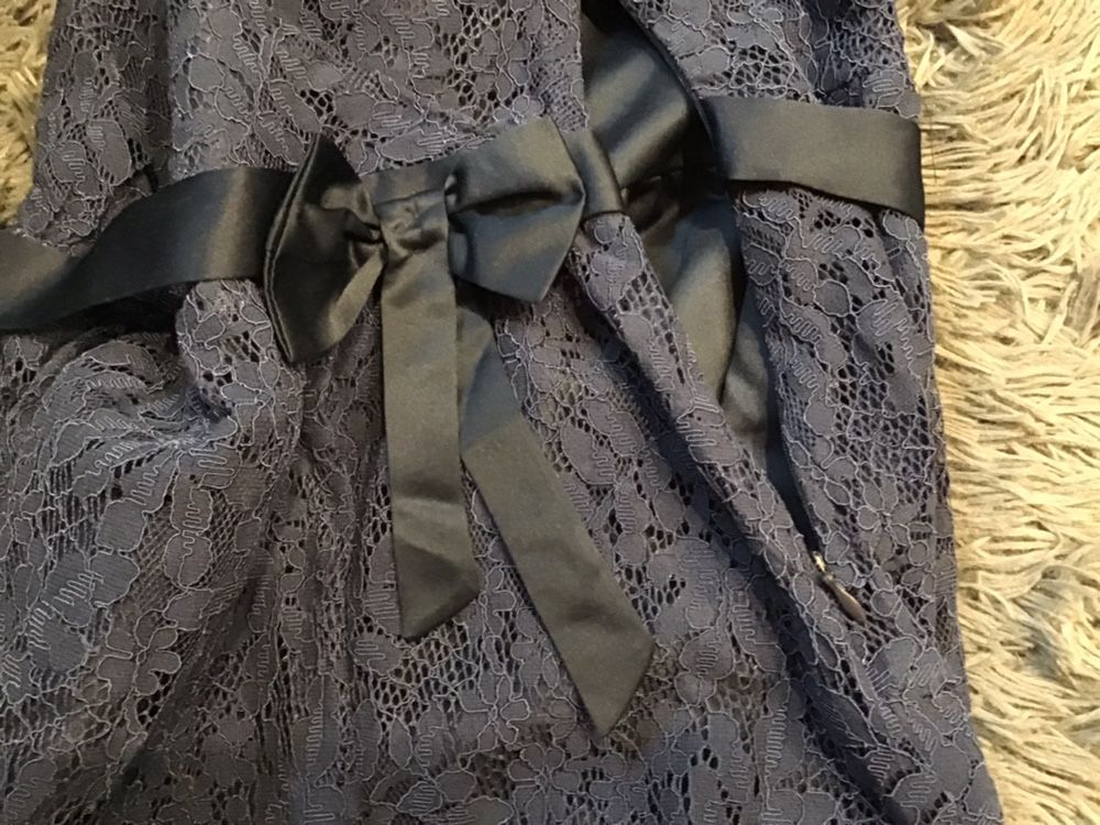 Śliczna elegancka sukienka za 7 lub 8lat