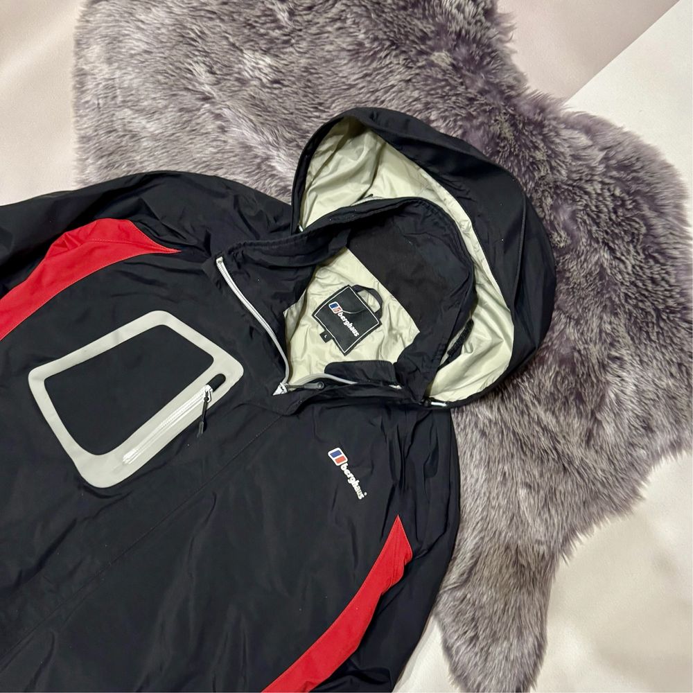 Куртка Berghaus Л розмір 2498