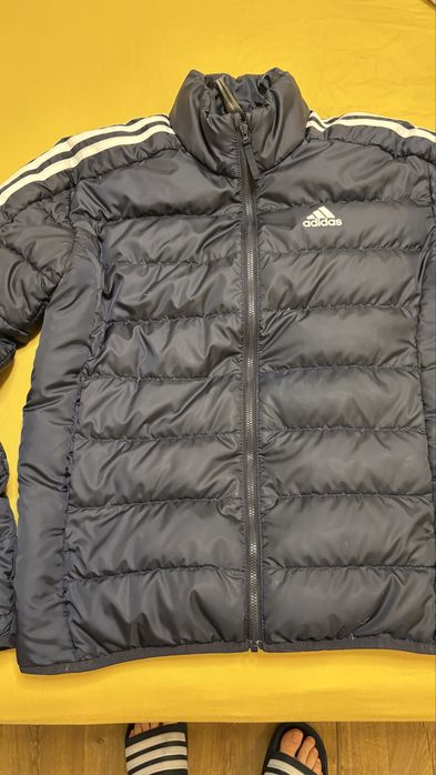 Kurtka puchowa przejściowa adidas
