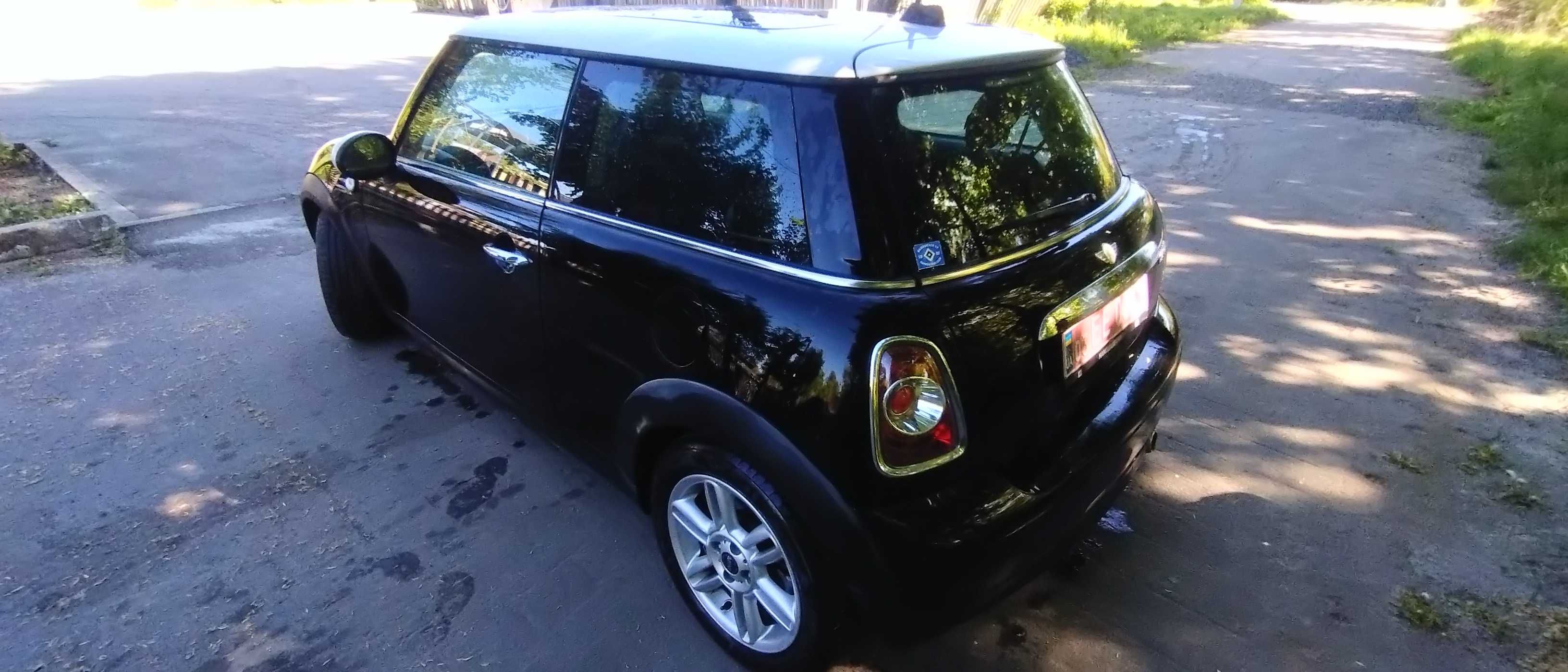 Mini Cooper hatch D