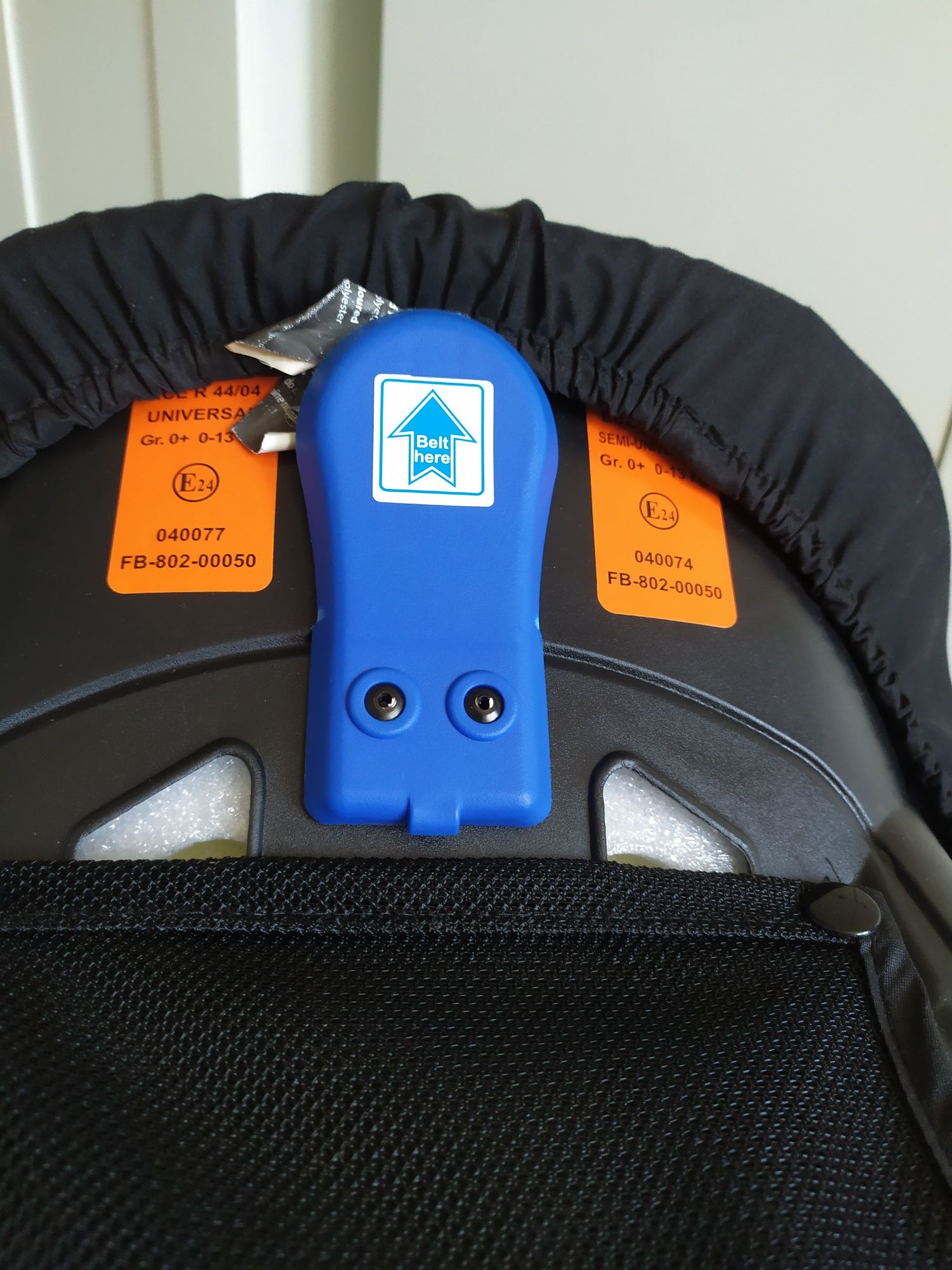 Fotelik samochodowy nosidełko dla noworodka niemowląt