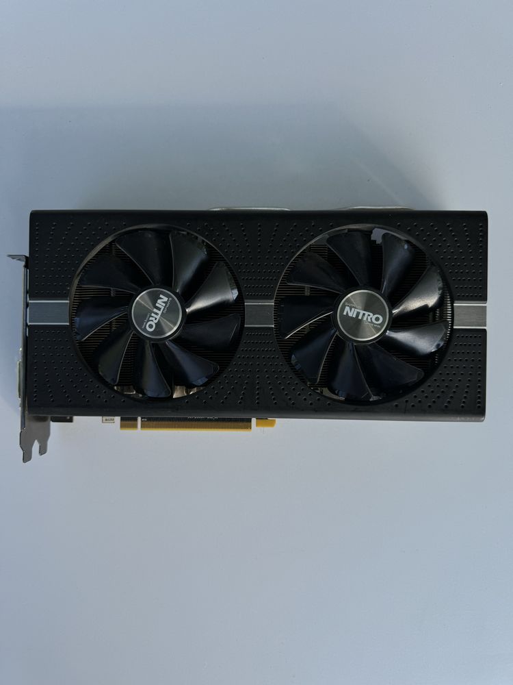 Sapphire nitro+ RX 580 4 gb