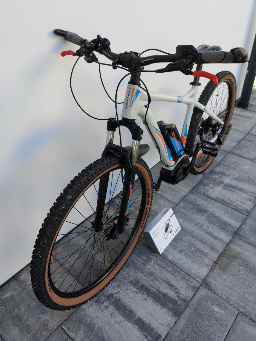 Rower elektryczny Bosch performance CX Univega
