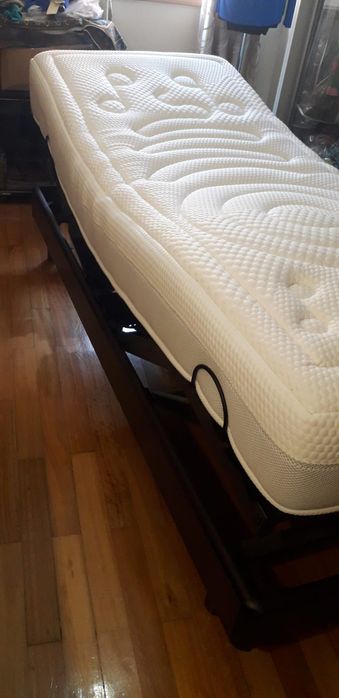 Cama Articulada como nova