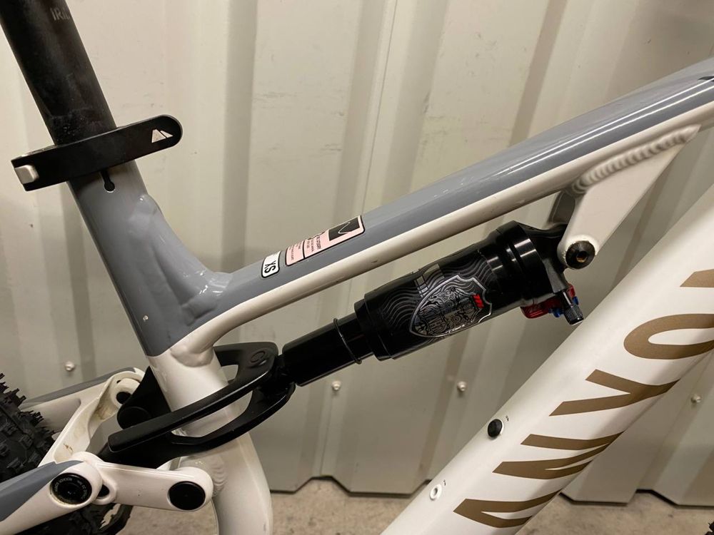 Акція мала рама XS Жіночий Двухпідвіс 140мм  Canyon Neuron M061 Sram