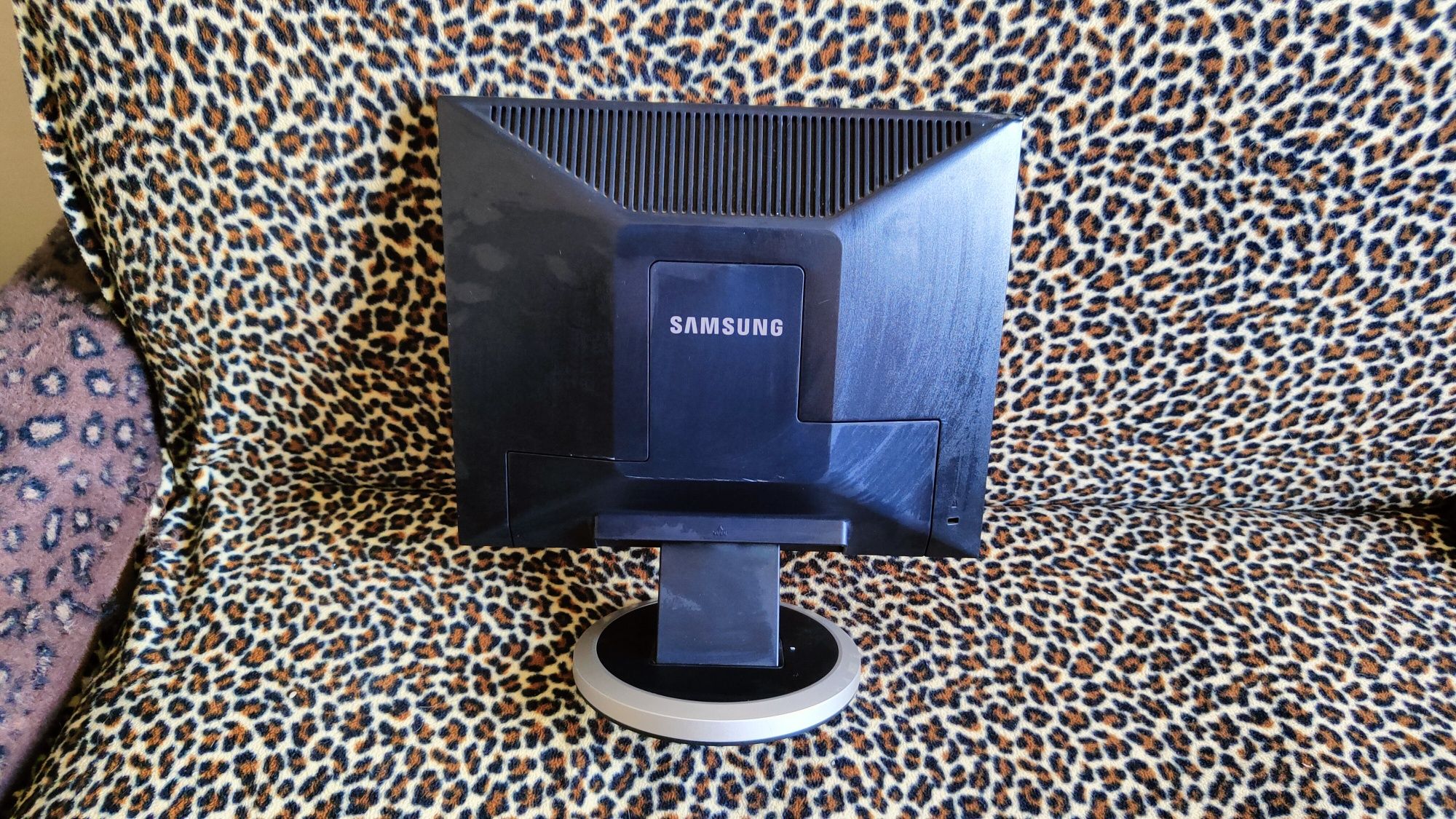 Monitor Samsung SyncMaster 740n