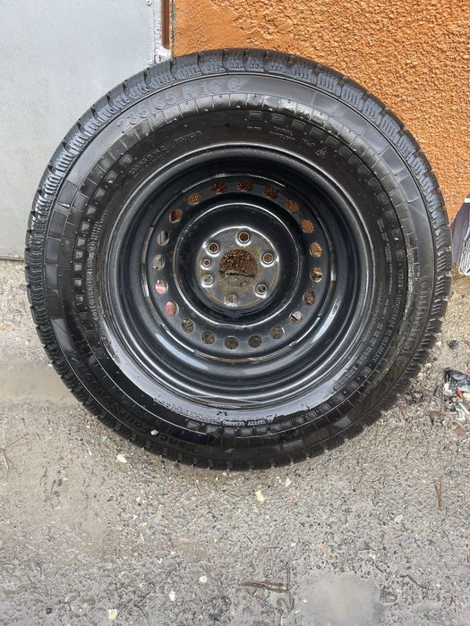 Koło zapasowe do nowego iveco daliy opona 235/65/16C