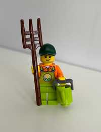 LEGO figurka Ogrodnik Rolnik + akcesoria