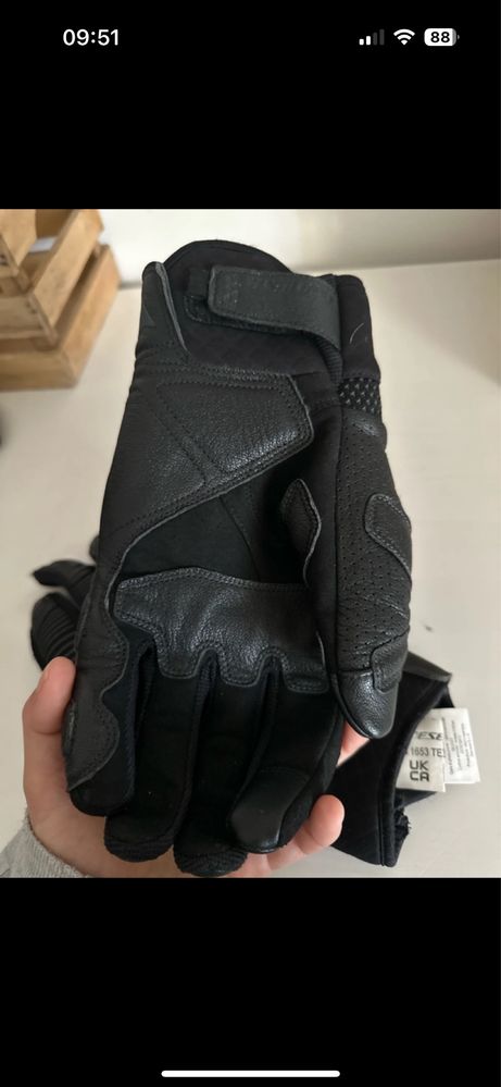 Luvas Dainese com proteção