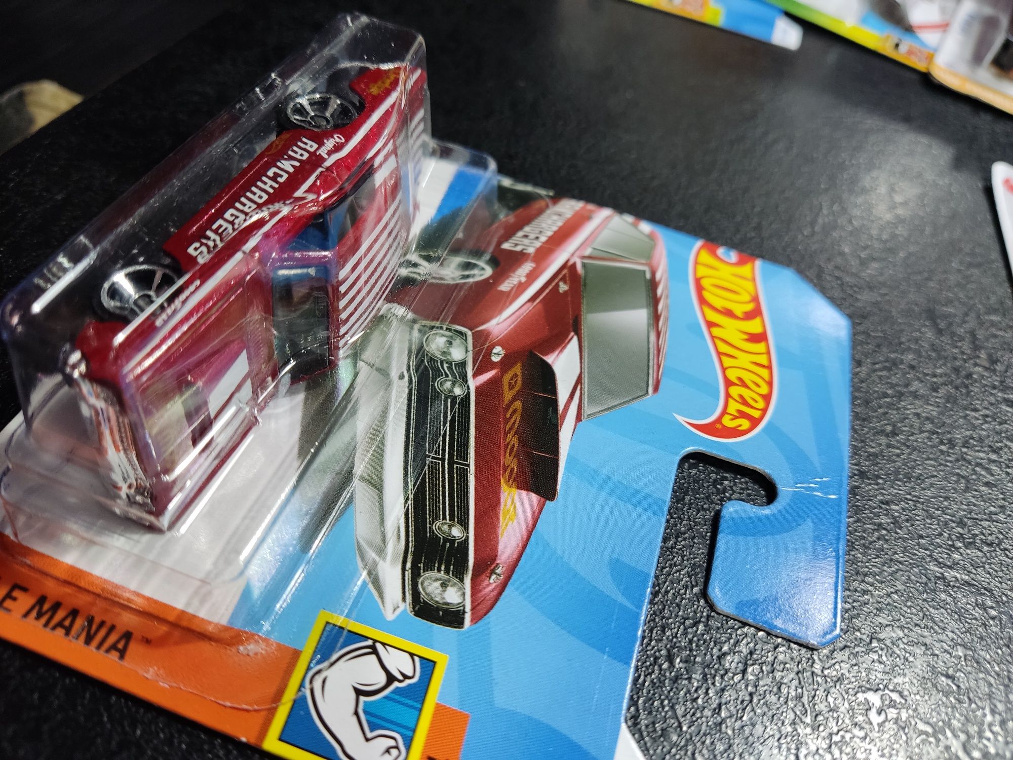 Hot Wheels '68 Dodge Dart