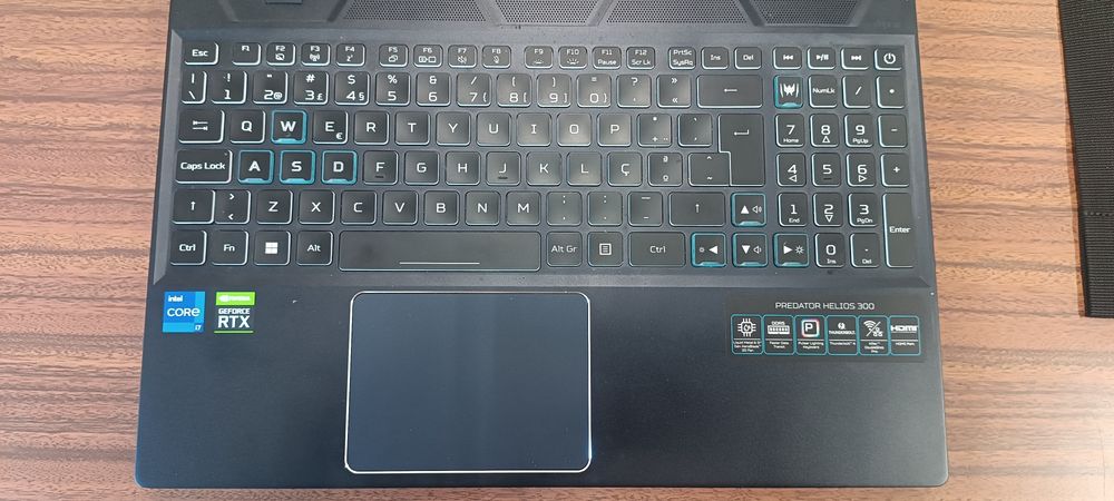 Computador Predator Helios 300