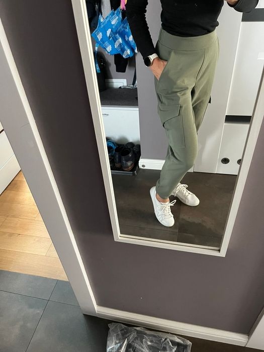 Spodnie khaki bojówki reserved