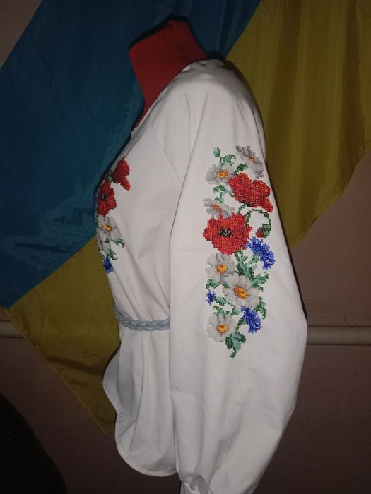 Вишиванка жіноча розмір 48-50