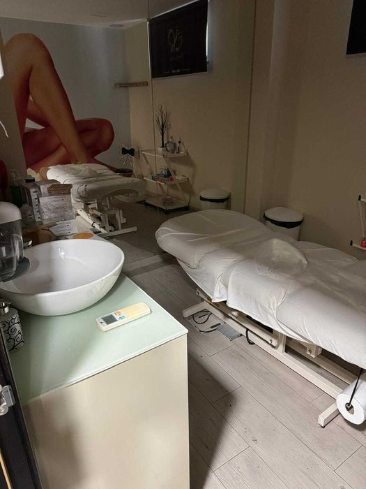 Espaço comercial renovado em Seia